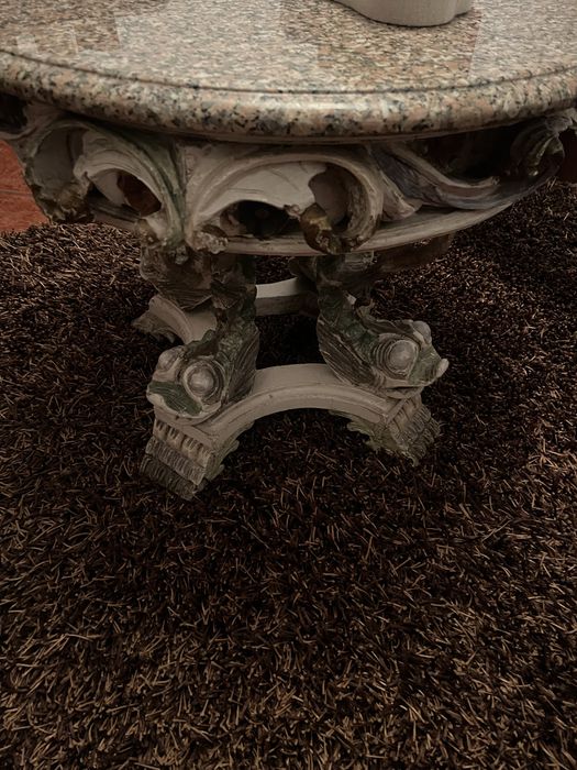 Mesa de centro em talha