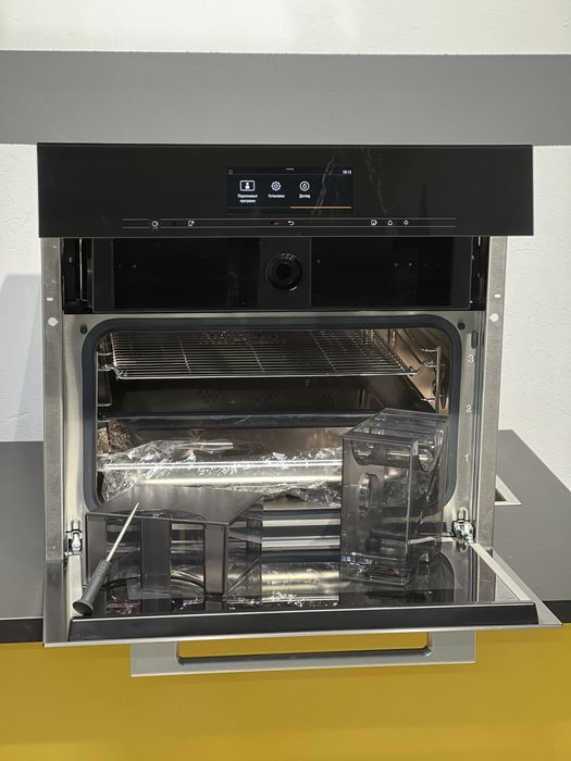 Духовка з пароваркою Miele DGC 7840. Компакат 45см. МаксФул. 23 рік