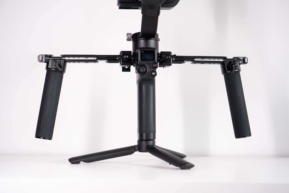 Dual Handgrip Neewer em ótimo estado