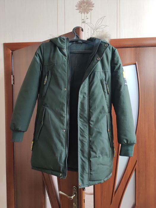 Зимова куртка підліткова