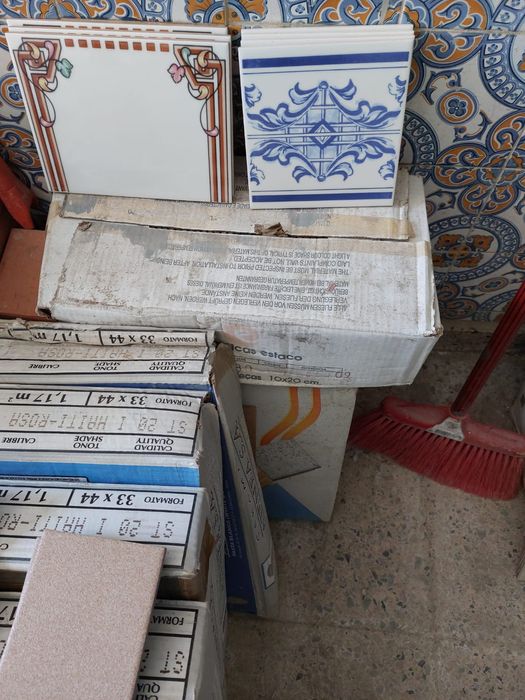Azulejos - Materiais de Construção Civil