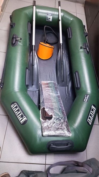 Продам лодку L-220T