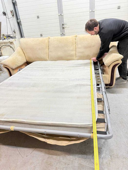 Спальний розкладний диван