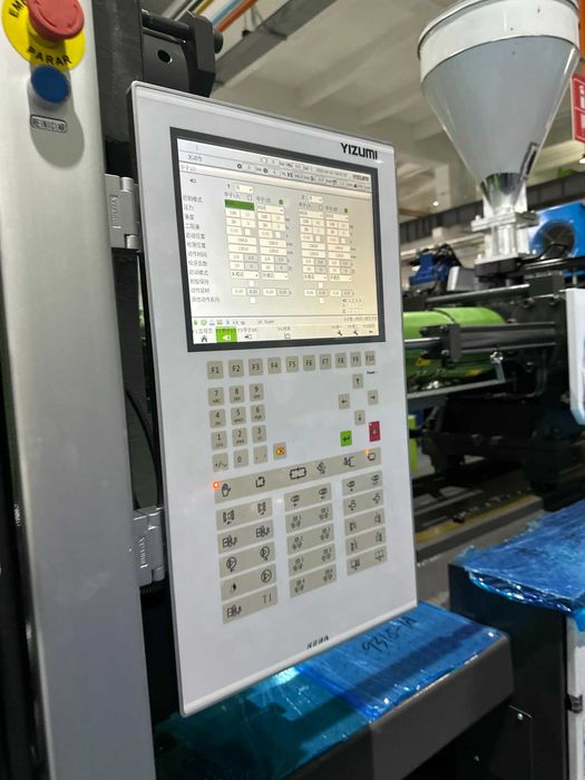 Электрический гибридный термопластавтомат Yizumi Серия А6 UN200A6