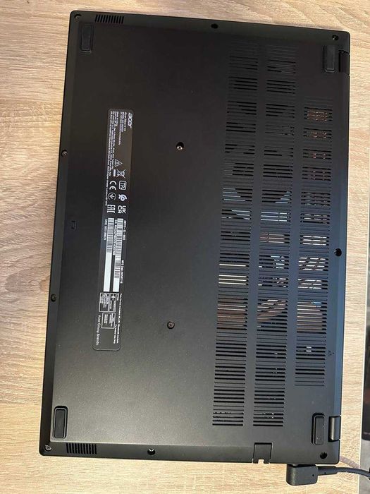 Laptop ACER Nitro V 15 IPS 165Hz i9-13900H 16GB GeForce RTX5060