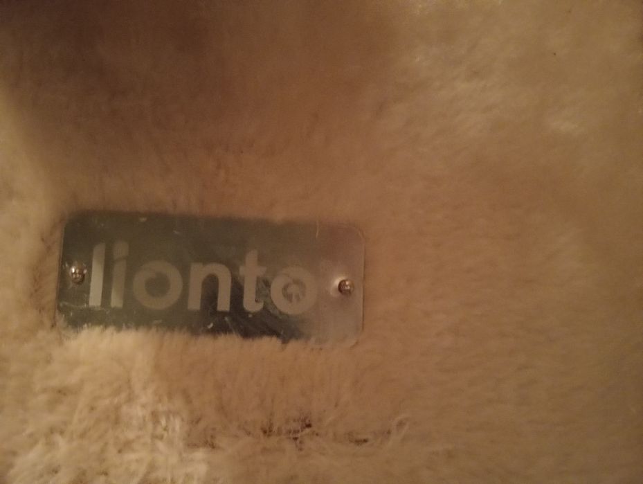 Arranhador de gato com casinha