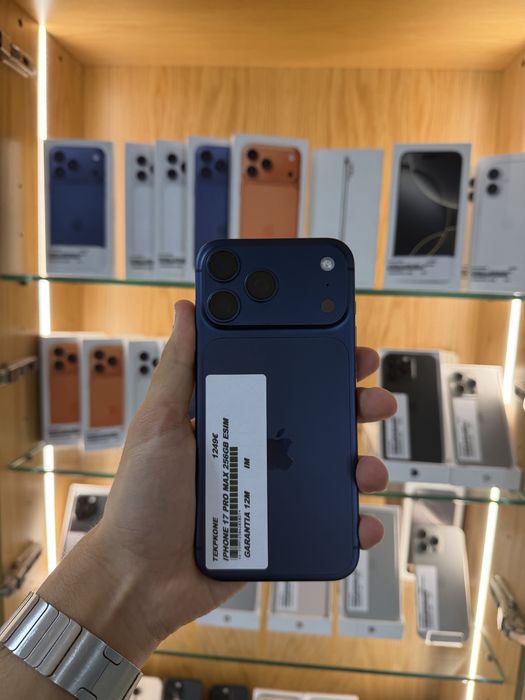 IPHONE 17 PRO MAX 256GB E-SIM COMO NOVO