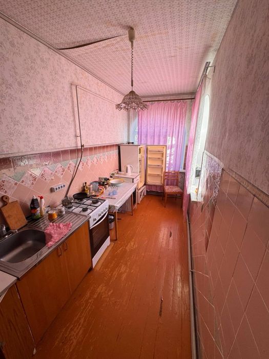 Продаж дачного будинку (з можливістю постійного проживання)