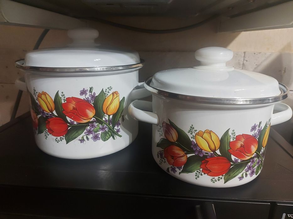 Кастрюля эмалированная