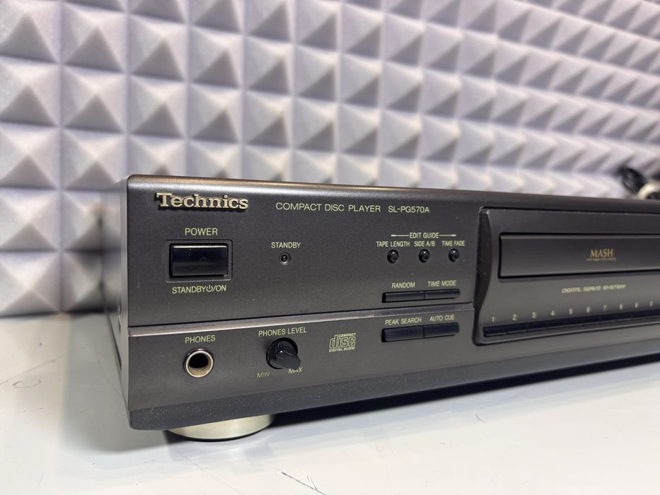 Odtwarzacz CD Technics SL PG 570 A