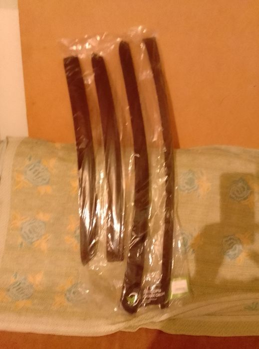 Дефлекторы для автомобиля комплект