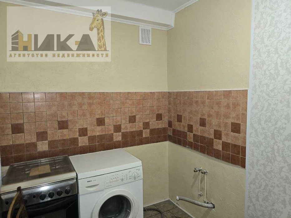 Продам 2-х кімнатну квартиру вул. Лахтінська