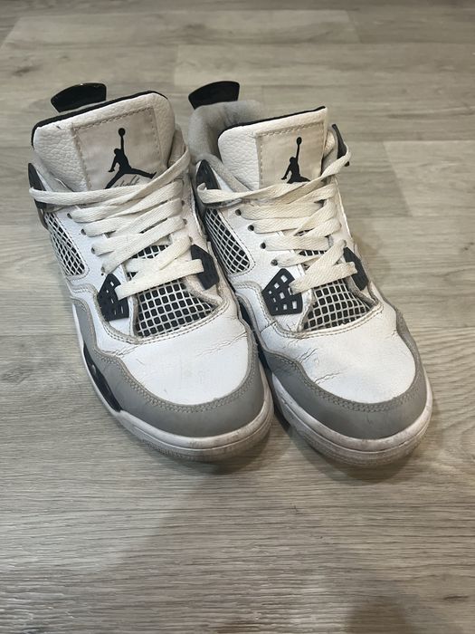 Кросівки AIR JORDAN 4