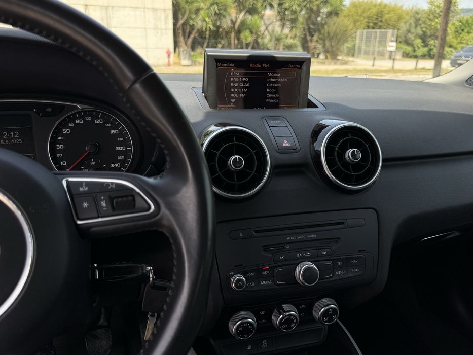 Audi A1 1.6 Tdi Attraction