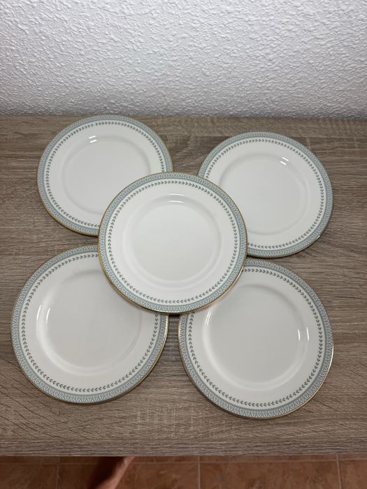 Royal Doulton тарелки