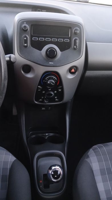 Peugeot 108 1.0 VTi Active ETG5 — 2019 — Automático — 64.004 km