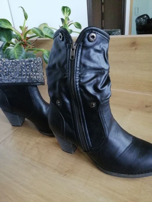 Buty kozaki czarne damskie 38 ocieplane
