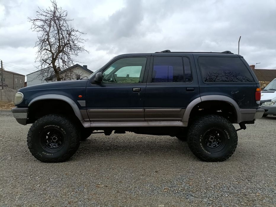 Ford Explorer 4.0 V6 OHV MONSTER off-road lift 10 cali koła MT 35 cali