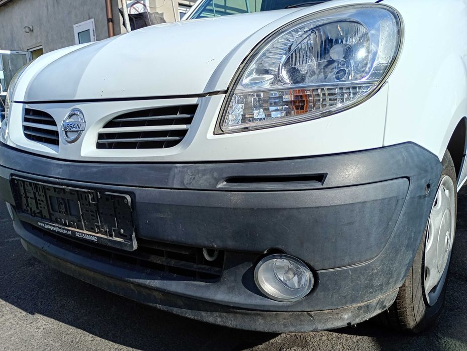Nissan Kubistar 1.5DCi 2007r. Lampa przednia lewa.