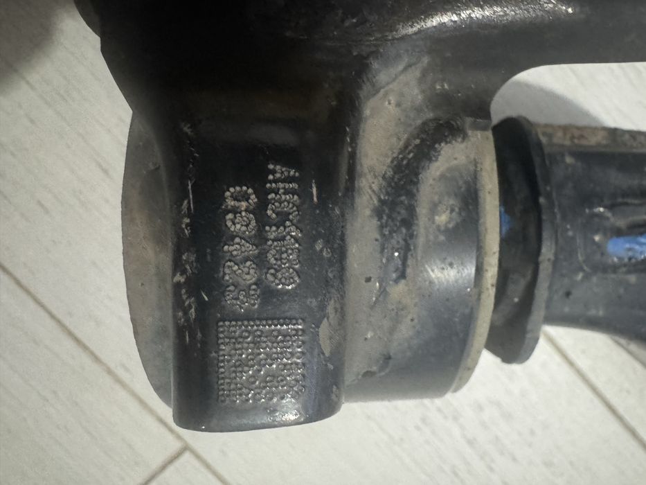 Ричаги правий та лівий передній Honda Cr-v RM3 2016 року