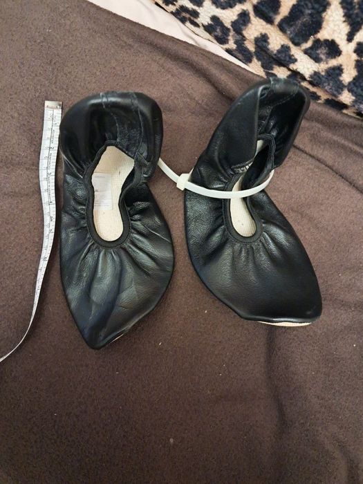 Балетки унисекс нові