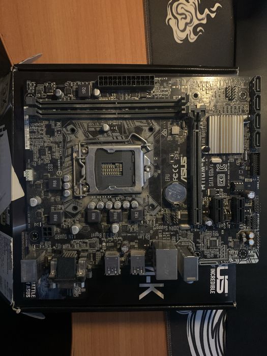Материнська плата Asus H110M-K