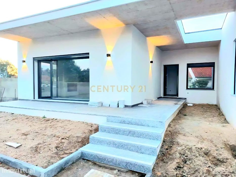 Moradia Isolada T3 em Pousos – Construção Nova