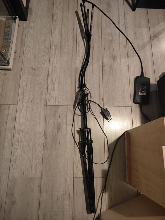 Lampa led do roślin UV LED 73-153cm WROCŁAW