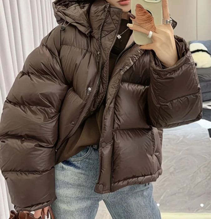 Пуховик шоколадний глянцевий S