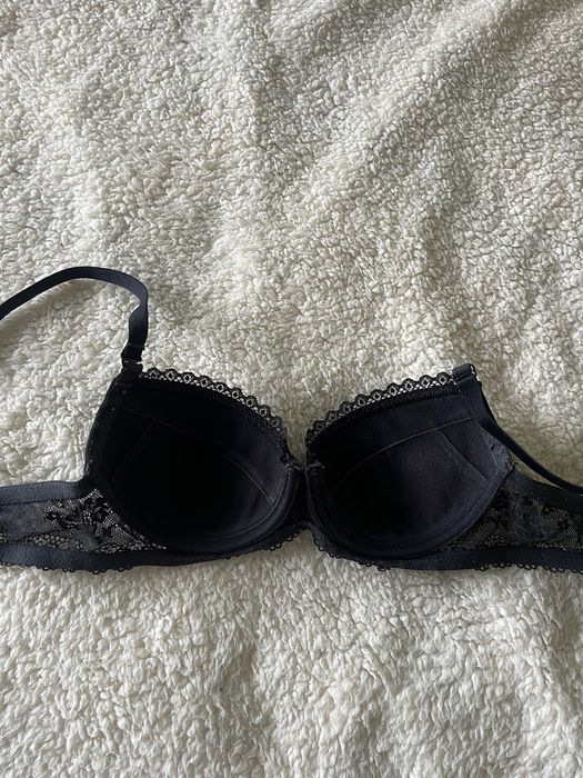 Biustonosz model push-up Kassidy esotiq 65B