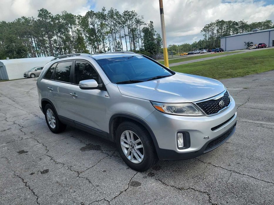 Kia Sorento LX 2015 року дизель