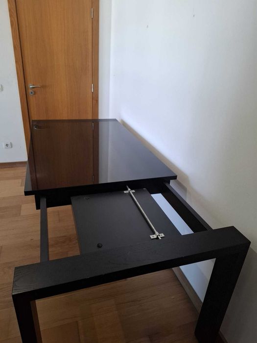Mesa de Jantar Extensível c/ Vidro – Wengué – 160/205 cm