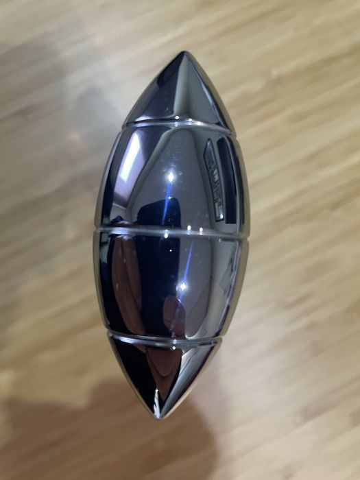 Frasco vazio do perfume XS