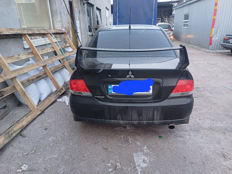 Продам  Mitsubishi Lancer  9 в нормальному стані