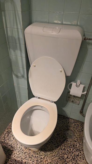 Sanita + bide + lavatório