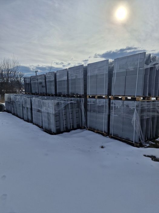 Незйомна опалубка, блок незнімної опалубки. Доставка-вигрузка.