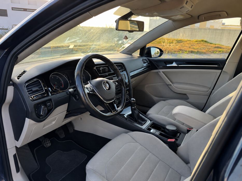 Volkswagen GOLF 7 1.6 TDI HIGHLINE