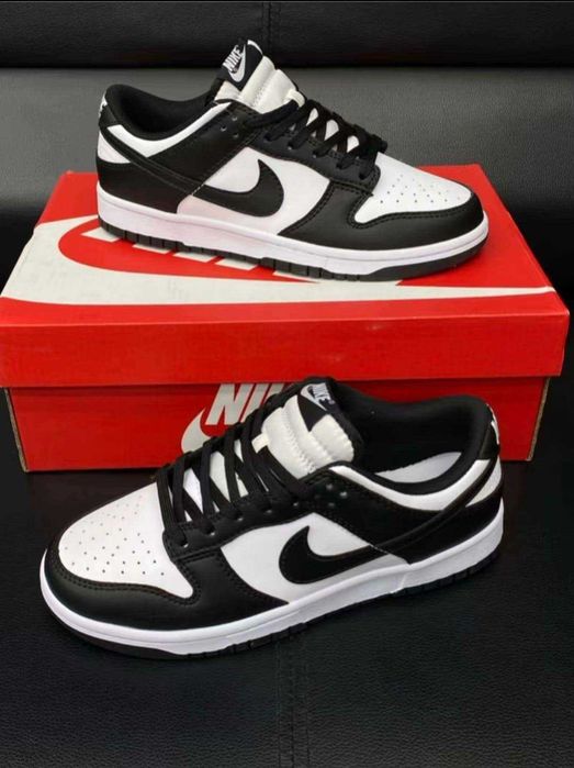 Nike Dunk Low Czarny R.37,5