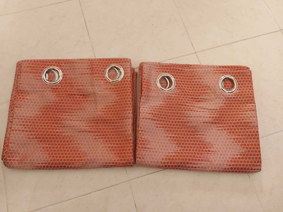 2 Cortinados cada 1.40mX2.60m