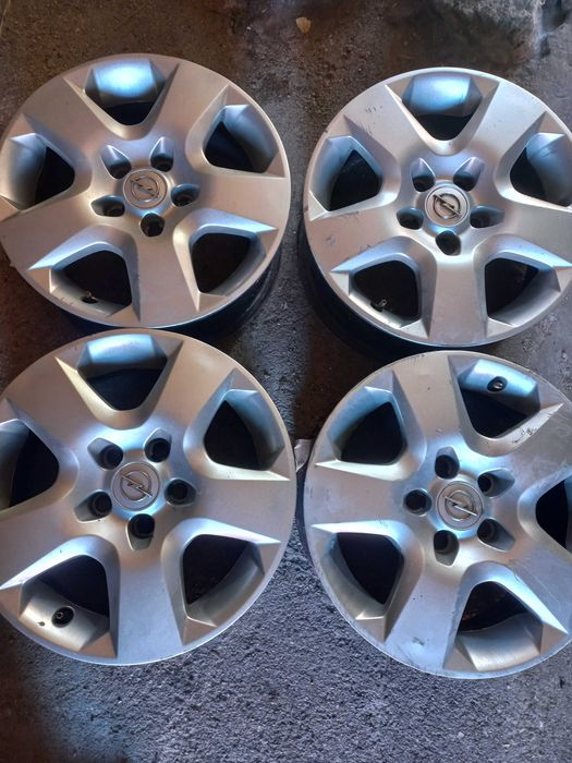 Jantes em ferro 16 opel astra H