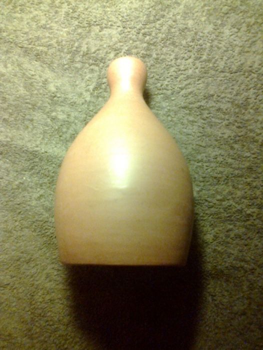 Konewka z terrakoty.