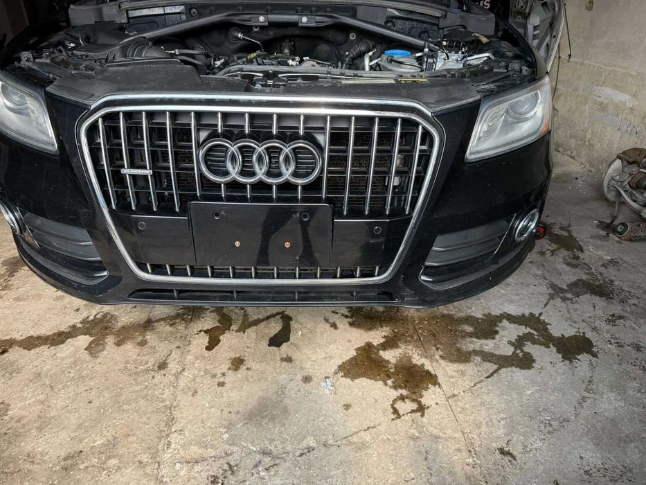 Розбірка капот бампер крило двері ходова двигун акпп Audi Q5 ауді кю5