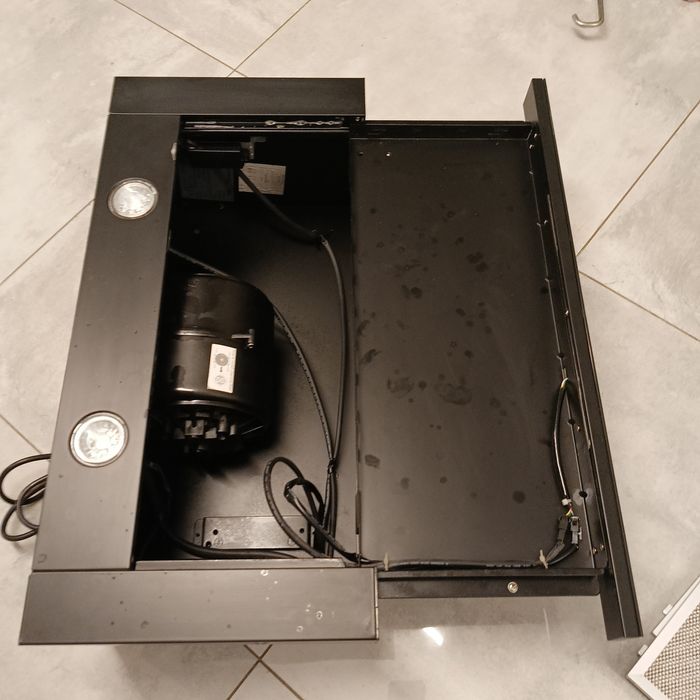 Okap bardzo dobry stan Amica