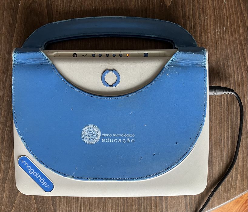 Portátil Magalhães 2GB