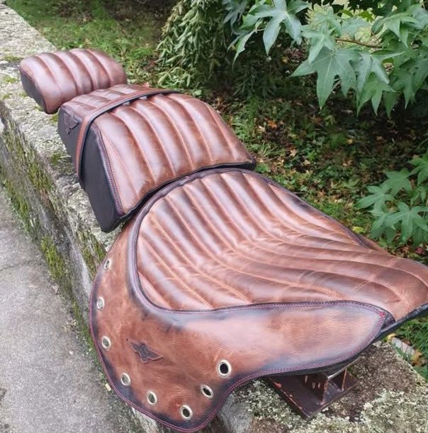 Bancosde qualidade  para mota em pele