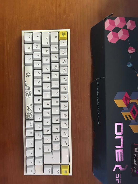 Teclado Gaming Ducky 2