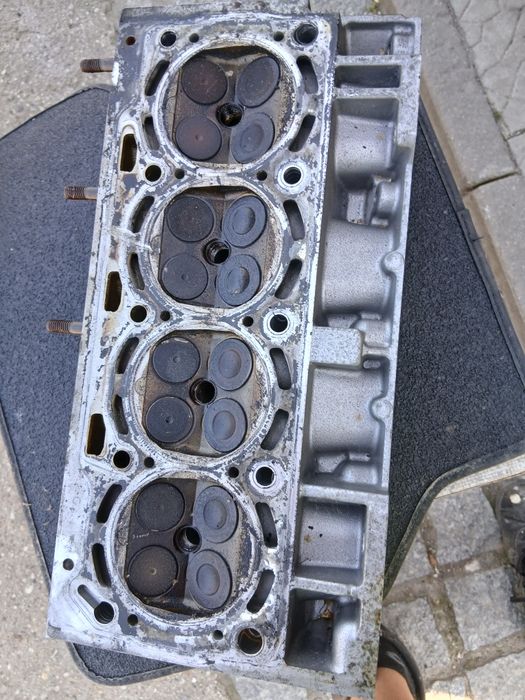 Głowica silnika volkswagen skoda seat 1.4 16v