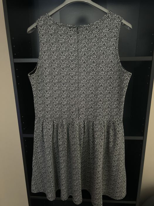 Czarno-biała sukienka