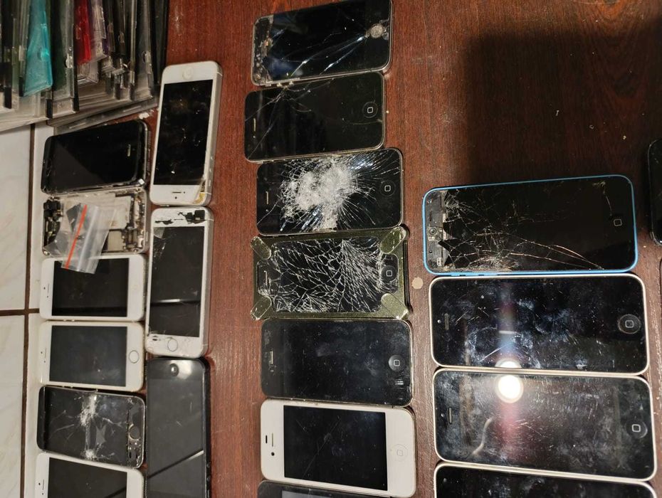 Kolekcja telefonów Iphone