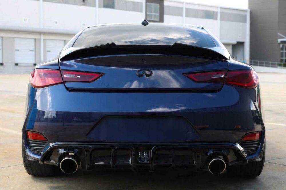 Infiniti Q60 Luxe      2018